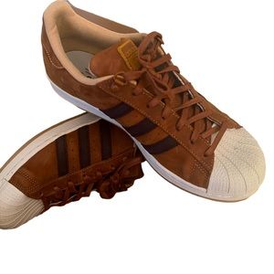 Rare two tone brown adidas superstar suede shell toes